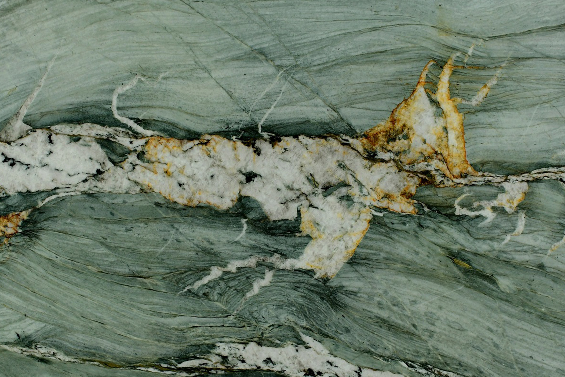 Cristallo Del Mare • Quartzite